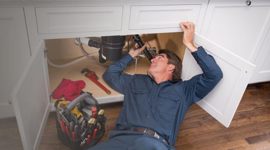 Expert burst pipe repair services in Westville, FL